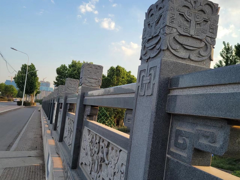 青石栏杆