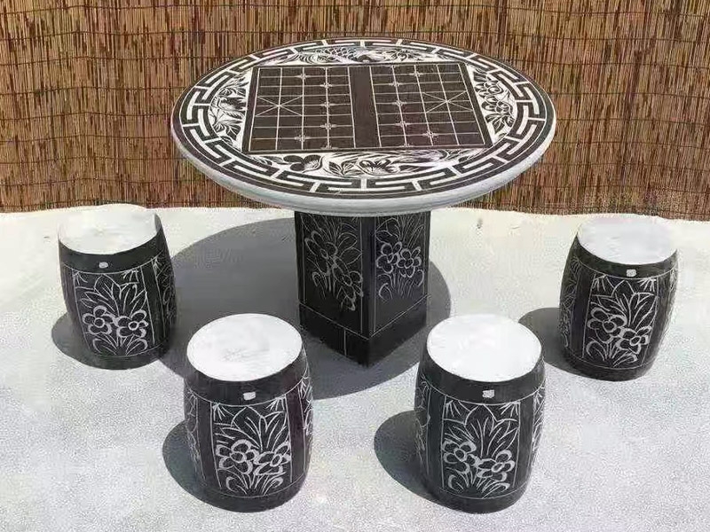 青石圆桌