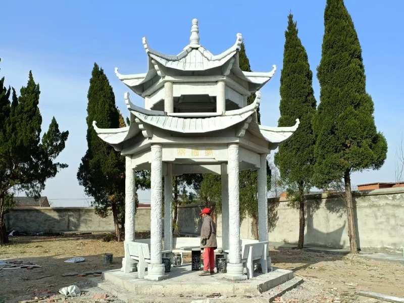 青石凉亭
