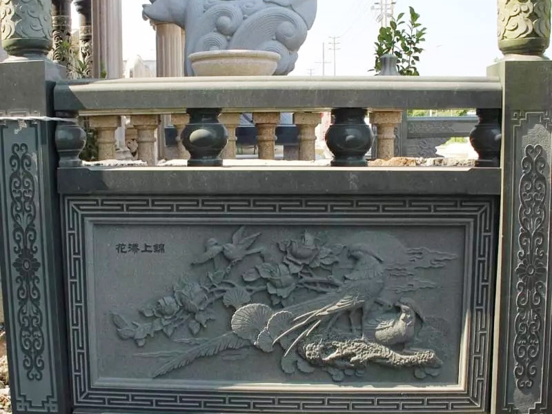 青石栏杆