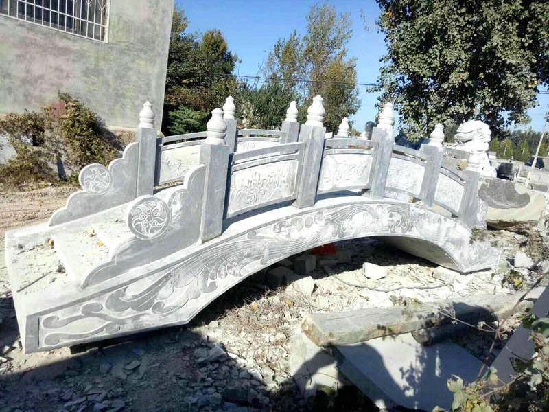 青石栏杆
