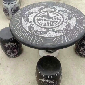 青石圆桌
