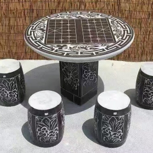青石圆桌