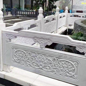 青石栏杆