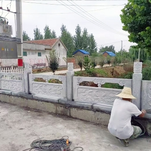 青石栏杆